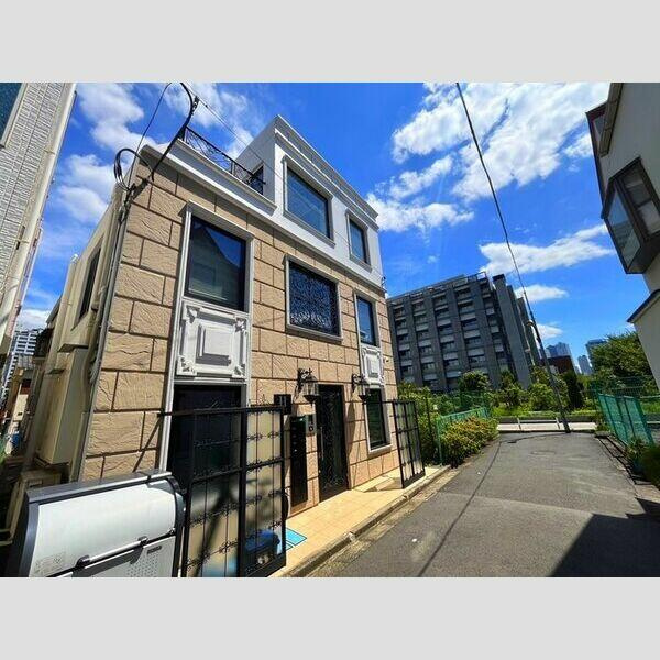 ＨＪ　ＰＬＡＣＥ百人町の外観