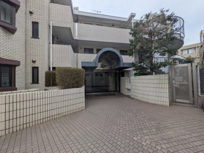  | インペリアル八雲ハイム