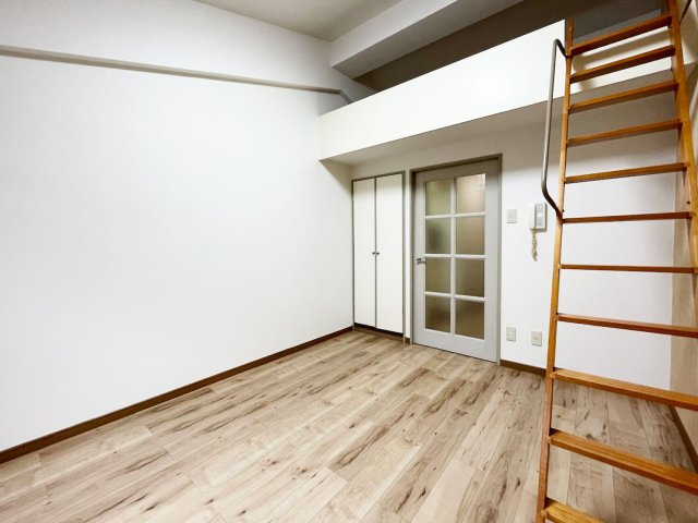 ユーライフ高取の洋室|使い勝手のいい洋室です