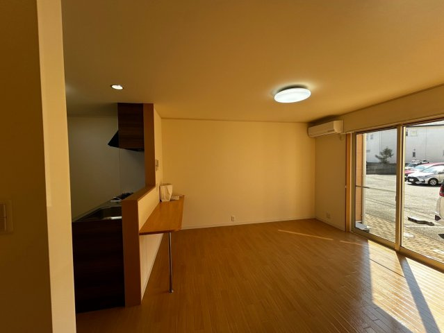 カンパニア西の土居の居間・リビング
