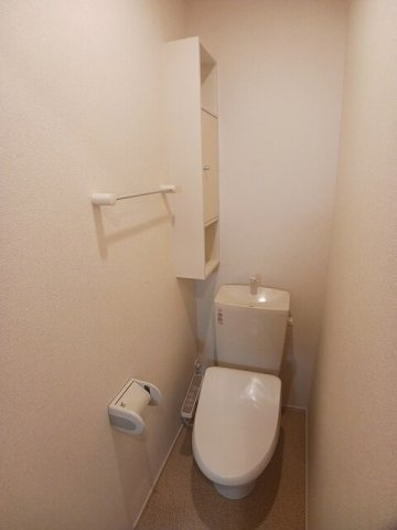 シェーネハイム鹿の子のトイレ|ゆったりとした空間のトイレです