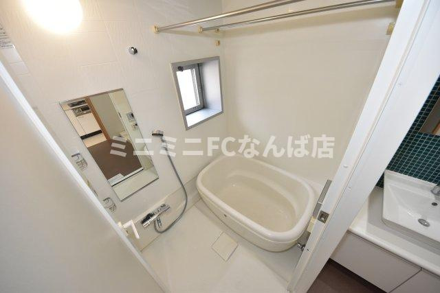 ルクレ北堀江の浴室