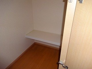 レオパレスＳＨＩＭＩＺＵ　Ｔの内装|物件の内装です