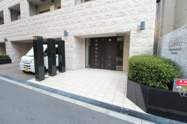 【エントランス】 | アーバネックス南森町