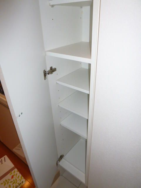 南大塚パレスの玄関