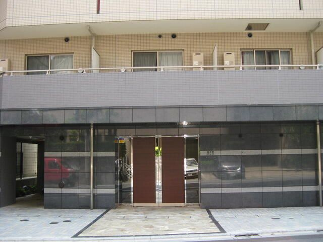 南大塚パレスのエントランス