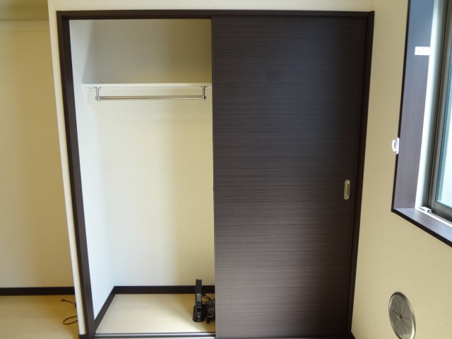 レオネクストＹＡＭＡＴＯの内装|明るい室内です