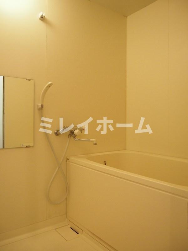 ルーブル中延壱番館の浴室