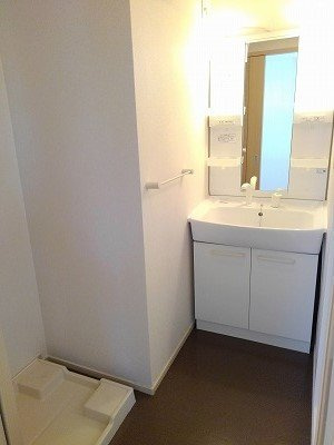 パリス・デイジーの洗面所|使いやすい洗面所です