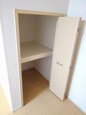 パリス・デイジーの収納|収納豊富です