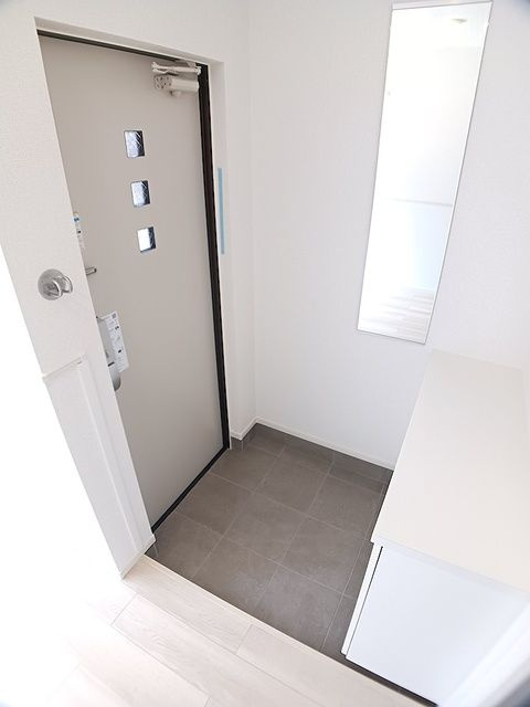 メゾンＨＩＫＡＲＩの玄関