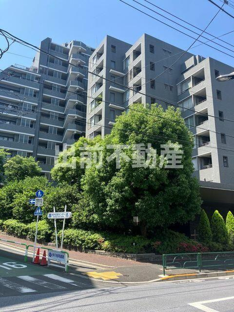 It's東京フォーサイトスクエアの外観