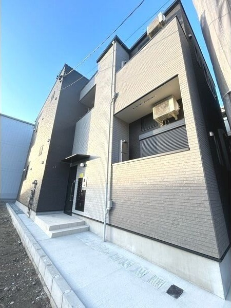 ルーナ本陣の外観