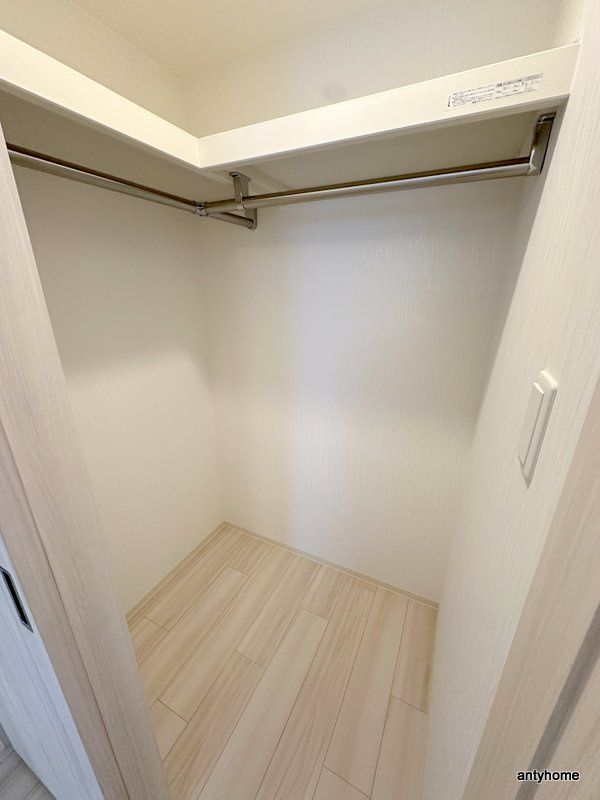 レオングラン本町橋　仲介手数料無料の収納