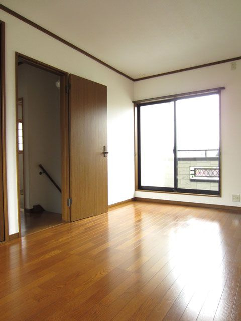 レジール・アンバーベージュの寝室|風通しも良い寝室です☆