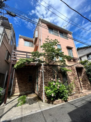 千駄木4丁目戸建ての外観