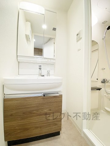 プレサンス　ジェネ　新栄町駅前　葵の洗面所