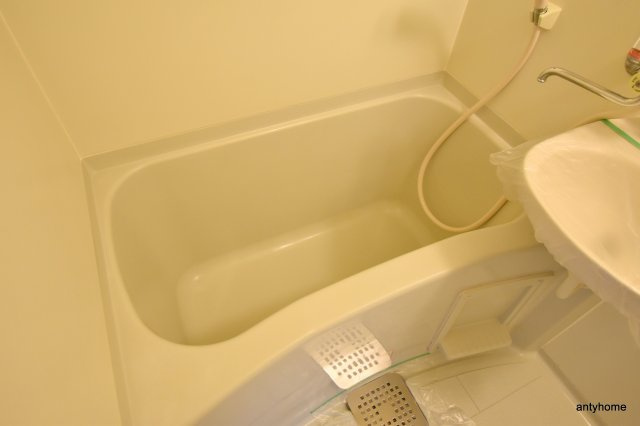 サンクリエイト江坂　仲介手数料無料の浴室