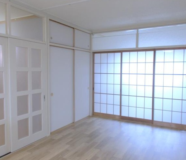 くすの木　2号棟の居間・リビング