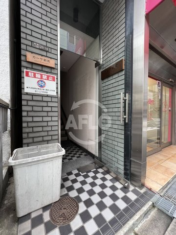 カーサ新町のエントランス|カーサ新町　エントランス