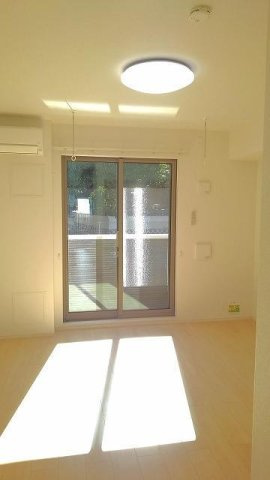 サピーⅤ　　刈谷市近郊の賃貸はクラスホーム刈谷店の居間・リビング|こちらの居間で趣味の時間をお楽しみください