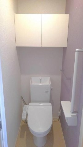 サピーⅤ　　刈谷市近郊の賃貸はクラスホーム刈谷店のトイレ|落ち着いたトイレです