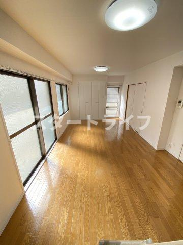 大阪市淀川区木川東２丁目の賃貸マンションの寝室