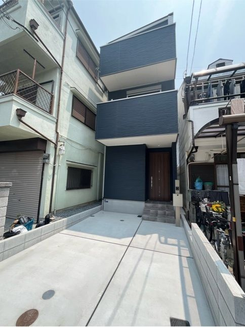 尼崎市大庄西町戸建南の駐車場