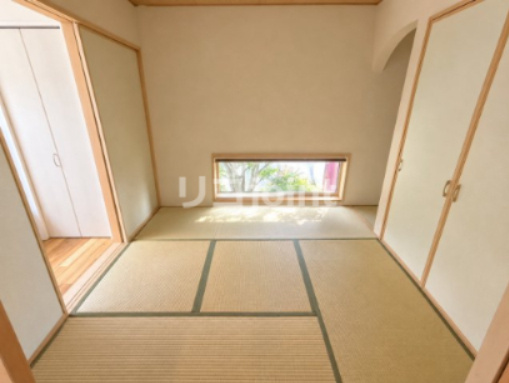 久留米市御井旗崎中古一戸建ての和室