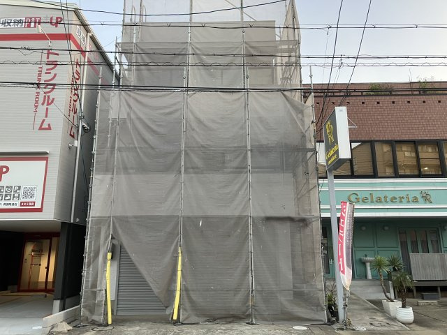 堺市堺区御陵通の倉庫の外観