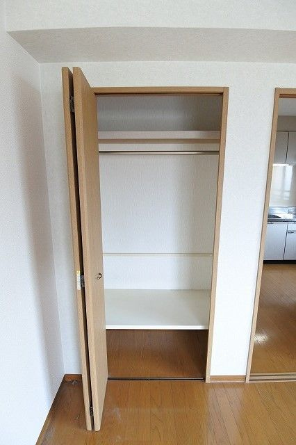 クレイン向野の収納