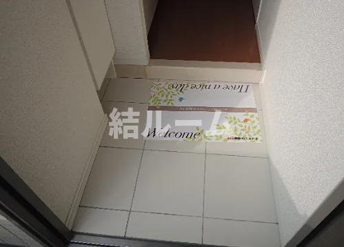 豊島区南大塚３丁目の賃貸マンションの玄関