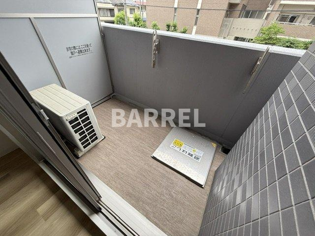 プレサンス庄内ブレイシスのバルコニー