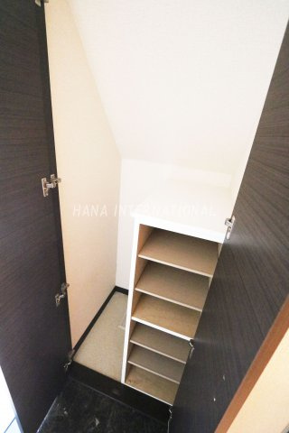 レオネクストクレストタウンＣの玄関