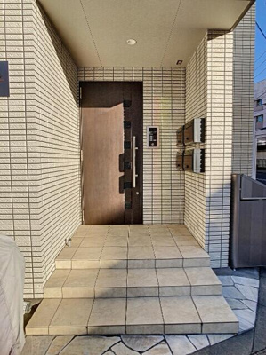 【エントランス】 | ラ・グランジュール