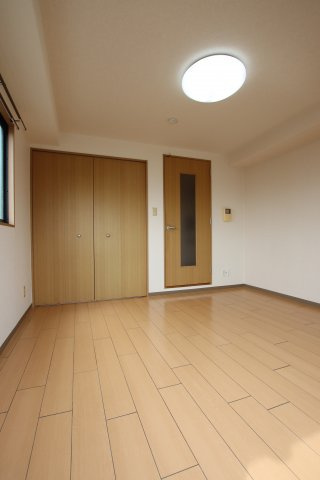 【洋室】 | グランフォルム野尻