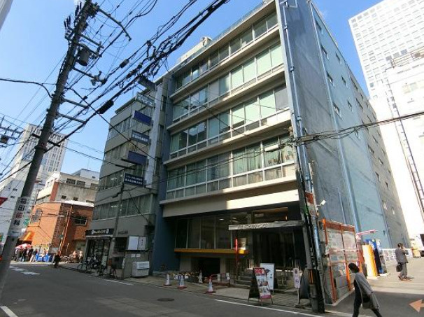 大阪市中央区南本町２丁目の事務所の外観