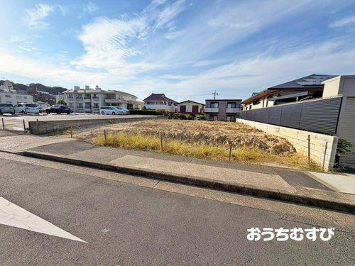 名東区平和が丘8期(全1区画)の前面道路含む現地写真