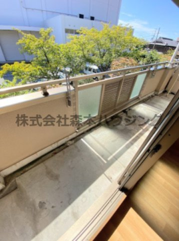 【バルコニー】 | 　欅ガーデン | ※同タイプ別室の写真を使用しています。
　設備内容や色調など相違がある場合は実際のお部屋の現状優先となります。