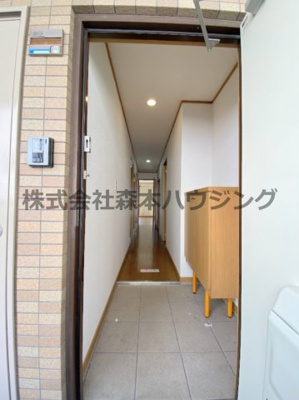【内装】 | 　欅ガーデン | ※同タイプ別室の写真を使用しています。
　設備内容や色調など相違がある場合は実際のお部屋の現状優先となります。