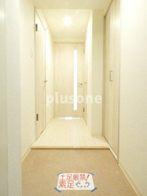 【玄関】 | フォーリアライズ本町レクス