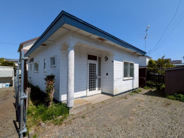 鳥取北10丁目8番14号平屋の外観