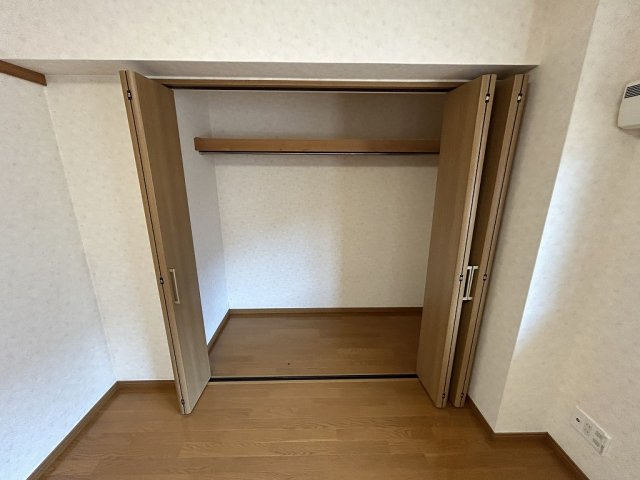 レイバーハイツの収納|＊間取り反転の場合あり
内装が若干異なる場合がございます