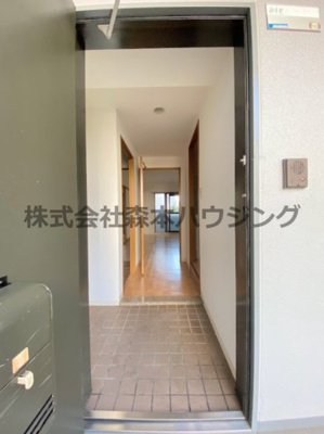 【内装】 | 　サンライズ早子 | ※反転タイプ別室の写真となります。
　設備内容や色調など相違がある場合は実際のお部屋の現状優先となります。