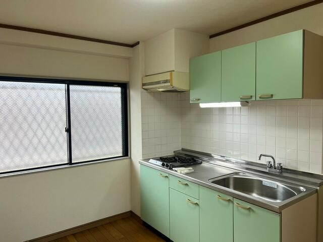メゾン町山のキッチン