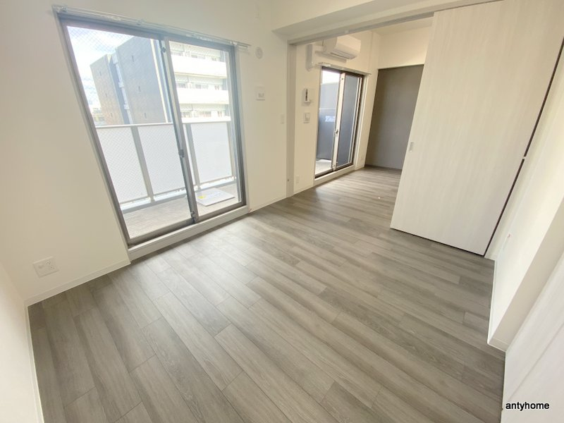 プレサンス堺筋本町エグゼブラン 仲介手数料無料の寝室