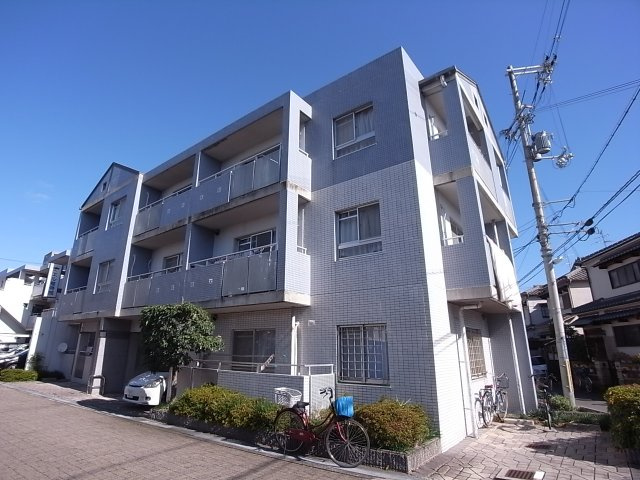 ラポールヨシキの外観