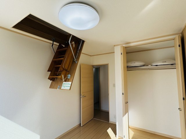 八王子市　大谷町　中古戸建ての収納|～屋根裏収納付き　シーズンオフのグッズを収納するのに便利です～