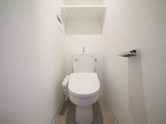 【トイレ】 | プレリス大阪今里サヴィア | 落ち着いた色調のトイレです