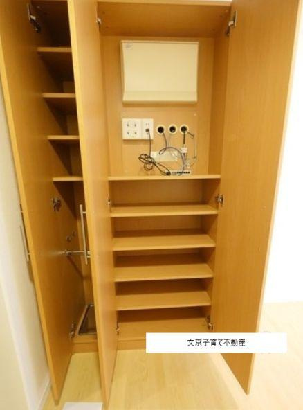 ルネ新宿御苑タワーの収納